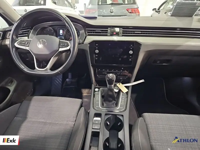 Volkswagen PASSAT - VARIANT 2.0 TDI SCR 5