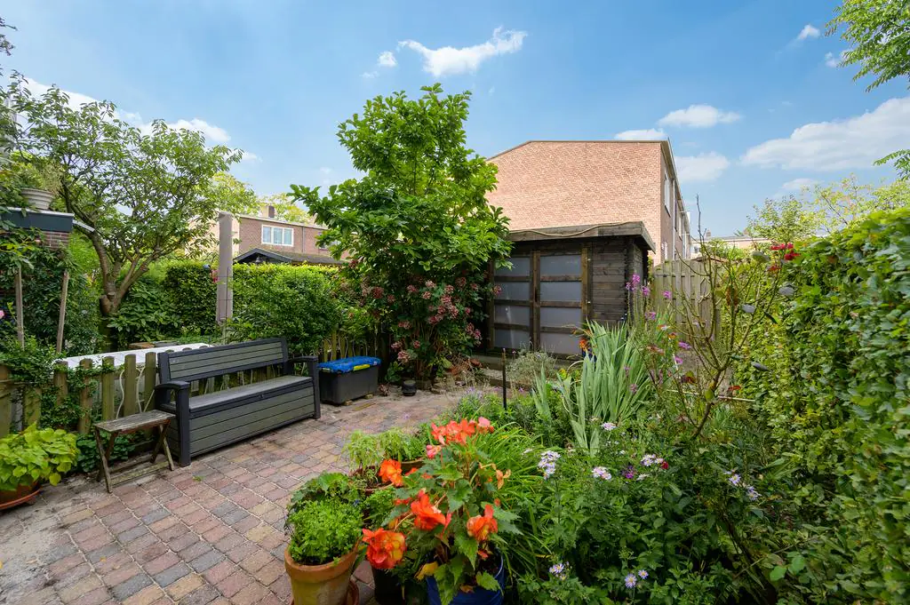 For rent: House Burgemeester Eliasstraat in Amsterdam